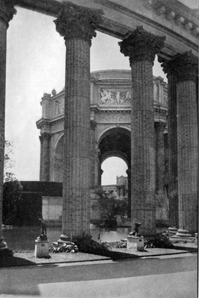 Palace of Fine Arts - The Rotunda from the Peristyle